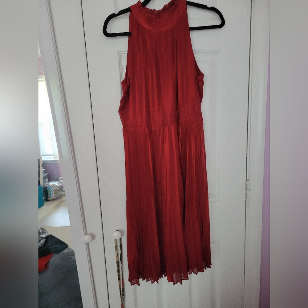 Elegant Red Sleeveless Dress SIMPLY VERA